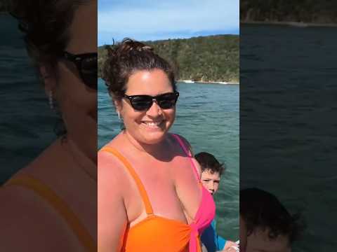 Miniatura del video: Qué mirás? #youtube #turismo #lugaresdelaargentina. turista #playa #praia #brasil #buzios #promo #canal #argentina #viajes #radio #youtubeshorts #parati...