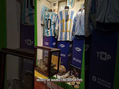 Miniatura del video: Museo Top #messi #maradona #lugaresdelaargentina. experiencia #museo #futbol #camisetas #pelota #balon #historia #fútbol #mundial #dimaria #messi #pal...