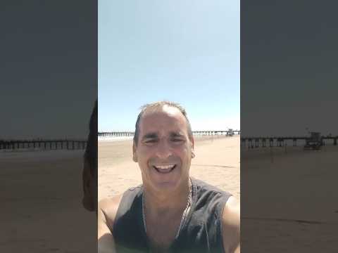 Miniatura del video: Esperando el finde largo #buenosaires #turismo #lugaresdelaargentina. lacosta #vacaciones #findelargo #semanasanta #playa #mar #muelles #sanmartín #barco #faro #medano #p...